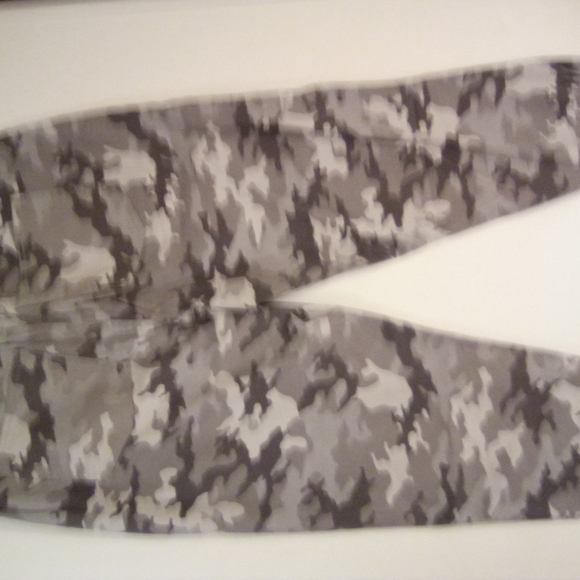 NoBo No Boundaries high rise utility crop pants - Picture 7 of 9